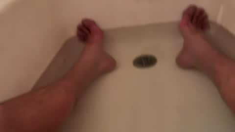 Snapshot of useabitchplz chatting on May 13, 12:41 am Slave bitch online show from May 13, 12:41 am