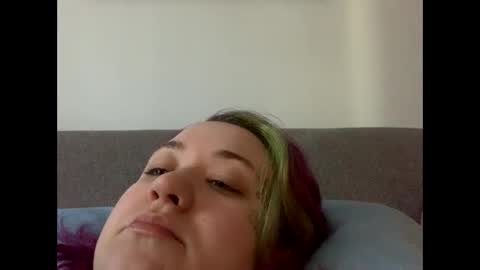 Snapshot of usefulhole chatting on September 14, 5:23 pm usefulhole online show from September 14, 5:23 pm