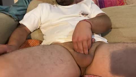 Snapshot of user1990jr chatting on December 30, 3:47 am user1990jr online show from December 30, 3:47 am