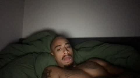 Snapshot of usermaneee589 chatting on October 12, 7:51 am usermaneee589 online show from October 12, 7:51 am