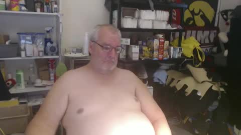 Eric online show from December 4, 3:15 am