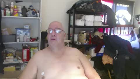 Eric online show from December 10, 2:17 pm