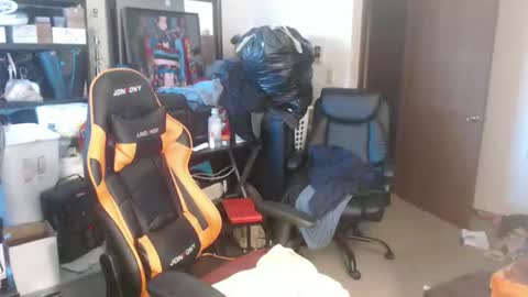 Eric online show from April 28, 2:44 pm