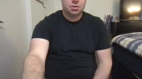 Snapshot of usguy886 chatting on December 17, 5:19 pm usguy online show from December 17, 5:19 pm