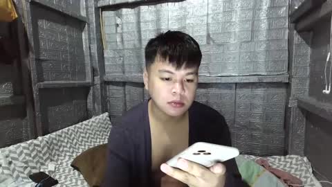 Snapshot of utsukushi591850 chatting on February 21, 11:22 am debby online show from February 21, 11:22 am