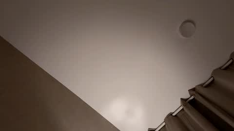 uwvvlvip online show from October 18, 5:35 pm