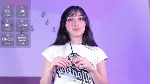 v1cky_ online show from November 24, 11:37 pm