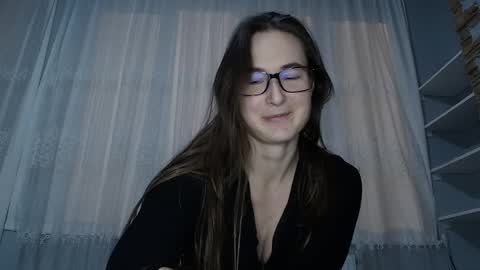 Snapshot of va_len_sea_ya chatting on March 3, 7:39 pm Valensiya online show from March 3, 7:39 pm