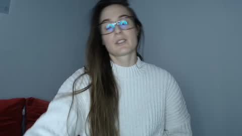 Snapshot of va_len_sea_ya chatting on March 8, 9:40 pm Valensiya online show from March 8, 9:40 pm