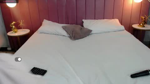 Snapshot of vaaleriee_miller_ chatting on December 1, 11:26 am valeriee miller online show from December 1, 11:26 am