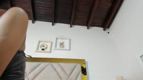 vahioleth  online show from February 11, 7:16 pm