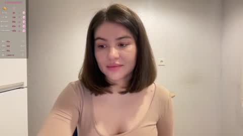 Snapshot of vaiee chatting on February 27, 10:21 pm Valery online show from February 27, 10:21 pm