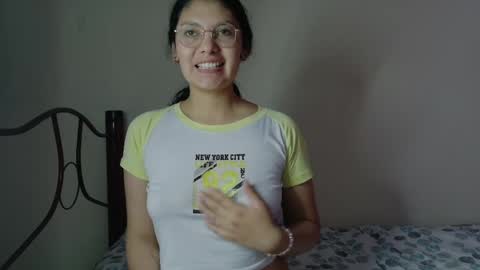 Vainilla online show from May 13, 12:24 pm