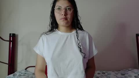 Vainilla online show from May 20, 1:23 am