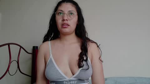 Vainilla online show from May 21, 12:34 pm