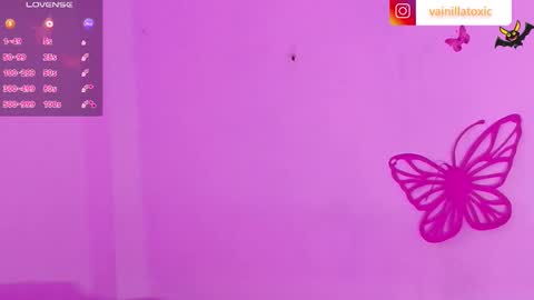 Vainilla Independent model online show from November 13, 5:01 pm