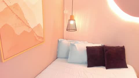 Snapshot of vaiolethsan chatting on December 3, 4:14 am Vaioleth online show from December 3, 4:14 am