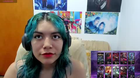 Vaiolet1314 online show from November 7, 2:00 am