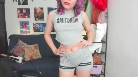 Vaiolet1314 online show from April 29, 4:33 pm