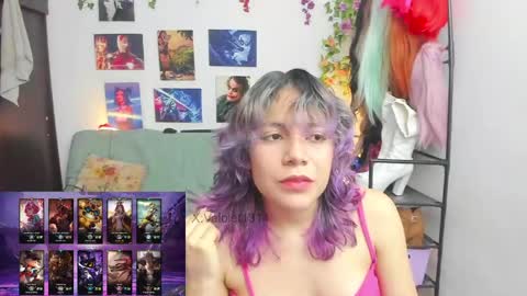 Vaiolet1314 online show from May 15, 1:56 am