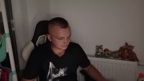 Snapshot of valdemaaar chatting on July 31, 8:08 pm Valdemar online show from July 31, 8:08 pm