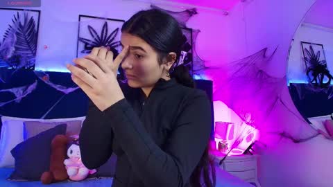 Snapshot of valeery_gomez chatting on October 27, 8:02 pm Tifanny online show from October 27, 8:02 pm