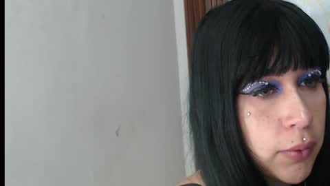 valen_ross7 online show from April 28, 7:46 am