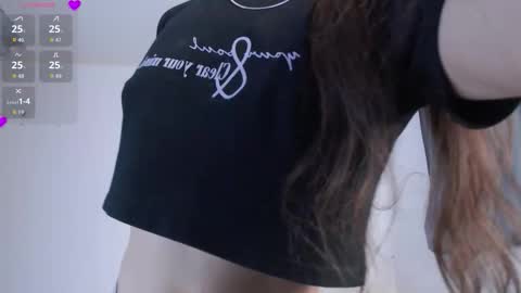 IG-valen mendoza99  twitter valenthompson99 online show from March 17, 12:37 am