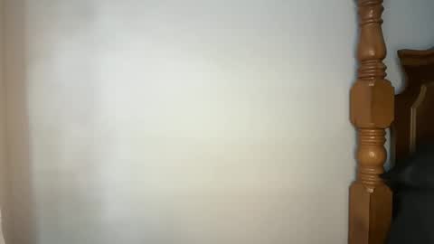 Snapshot of valenciaember chatting on January 11, 7:19 pm Valencia Ember online show from January 11, 7:19 pm