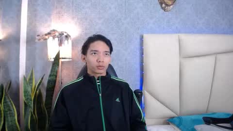 Snapshot of valenorlerot chatting on October 23, 6:34 am Valenor online show from October 23, 6:34 am