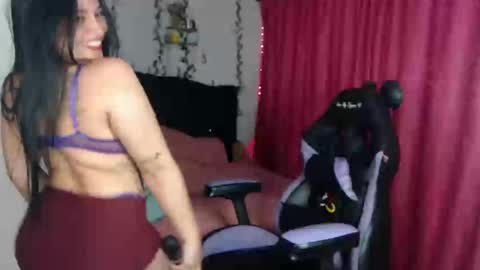 valenthina_96 online show from September 20, 3:51 am