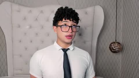 Valentin0 online show from November 3, 12:28 pm