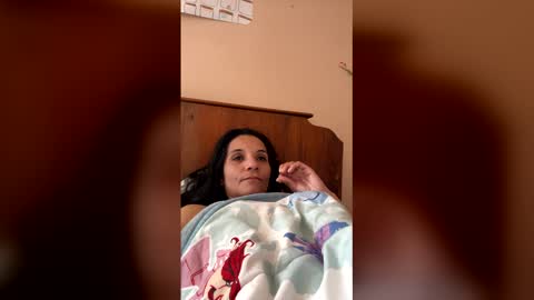 Snapshot of valentina376456 chatting on February 20, 3:45 pm Julieta-2012 online show from February 20, 3:45 pm
