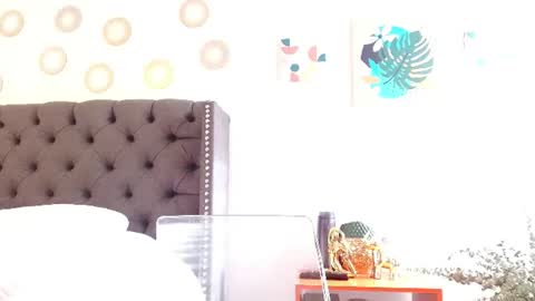 Snapshot of valentina_ferrer0 chatting on July 28, 8:52 pm Valen Ferrer online show from July 28, 8:52 pm