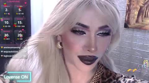 Amanda online show from November 25, 3:28 am