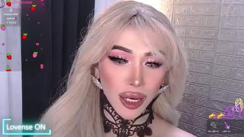 Amanda online show from November 25, 3:56 pm