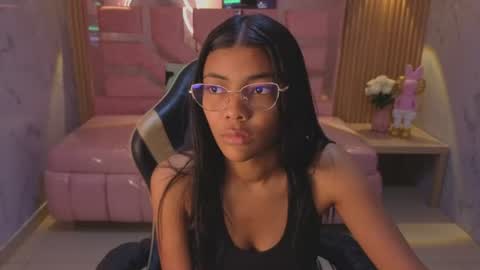 Snapshot of valentina_gomez_s chatting on July 12, 12:18 pm Valentina online show from July 12, 12:18 pm