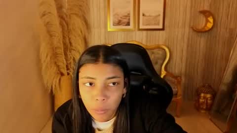 Snapshot of valentina_gomez_s chatting on July 17, 12:56 pm Valentina online show from July 17, 12:56 pm
