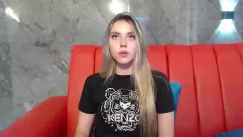 Valentina online show from March 4, 9:54 pm