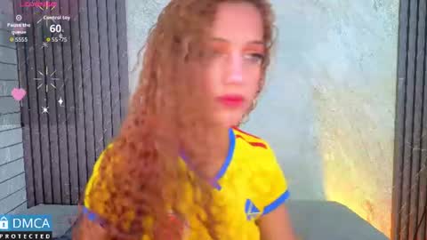 Snapshot of valentinaa_07 chatting on June 23, 7:12 pm valentinaa_07 online show from June 23, 7:12 pm