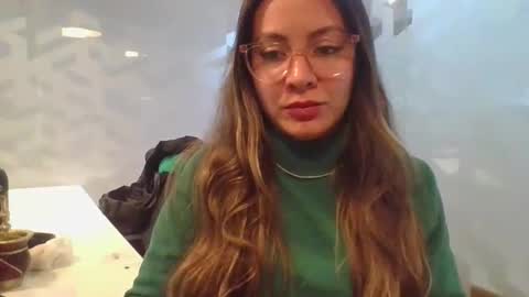 Snapshot of valentinaseleni24 chatting on May 21, 7:54 pm valentinaseleni24 online show from May 21, 7:54 pm