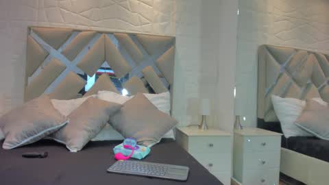 Snapshot of valentinasu_ chatting on May 27, 11:29 am VALENTINA online show from May 27, 11:29 am