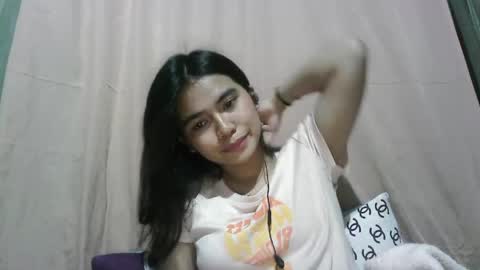 Snapshot of valentine_64 chatting on June 1, 5:58 pm Valentine online show from June 1, 5:58 pm