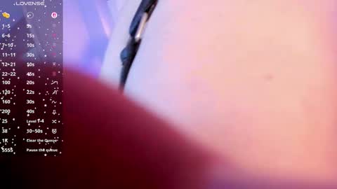 Snapshot of valentine_mia_ chatting on October 7, 9:34 pm Mia online show from October 7, 9:34 pm