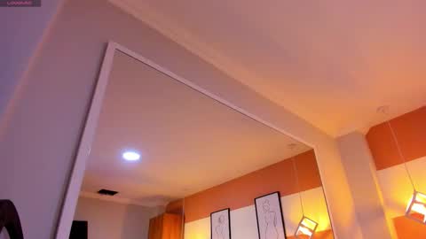 Mia  online show from December 21, 7:54 pm