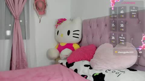 Snapshot of valentine_sweety chatting on May 15, 11:56 pm Valentine online show from May 15, 11:56 pm