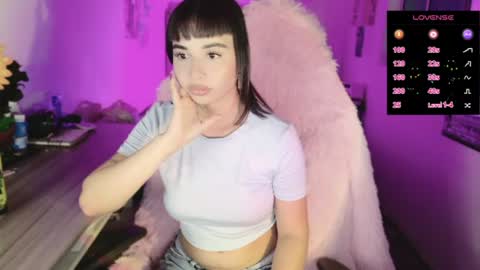 Snapshot of valentinna_5 chatting on July 5, 7:43 pm Danielle Please help me to reach 300 thumbs up online show from July 5, 7:43 pm