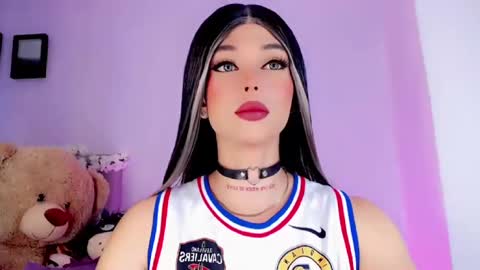 Snapshot of valentinne_marian chatting on January 9, 12:09 pm Marian online show from January 9, 12:09 pm