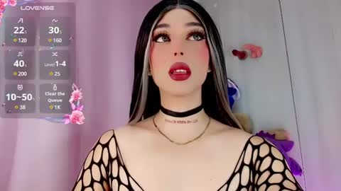 Snapshot of valentinne_marian chatting on January 28, 6:49 am Marian online show from January 28, 6:49 am