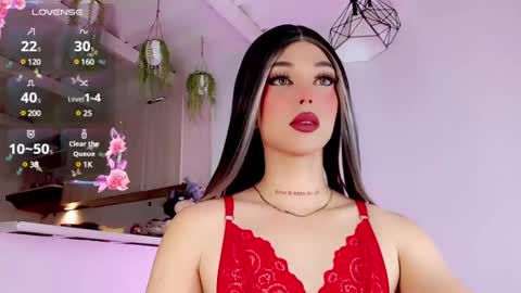 Snapshot of valentinne_marian chatting on February 4, 7:07 am Marian online show from February 4, 7:07 am